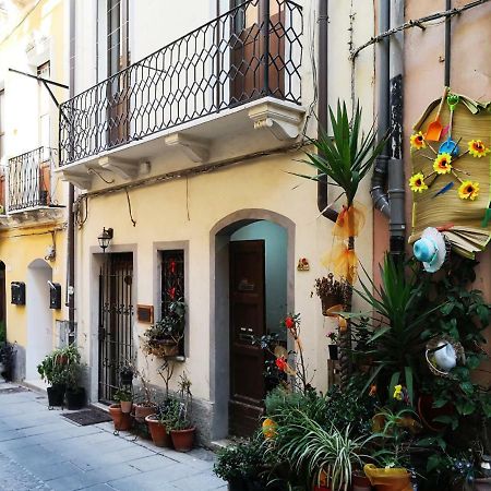 Maison A&A Apartment Cagliari Ngoại thất bức ảnh